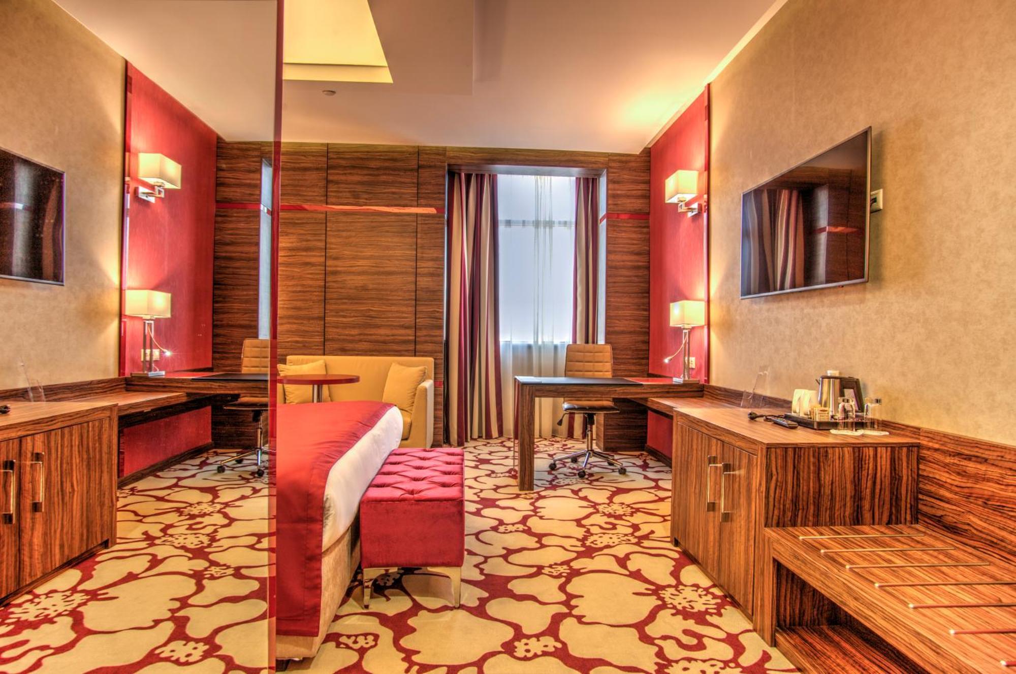 Holiday Inn Plovdiv By Ihg Ngoại thất bức ảnh